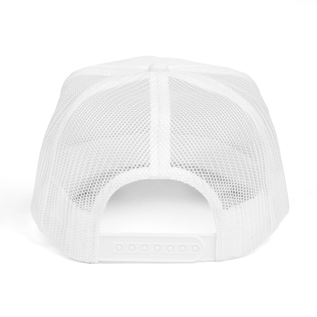 Smokey Skull Trucker Hat — Retro Biker Foam Cap